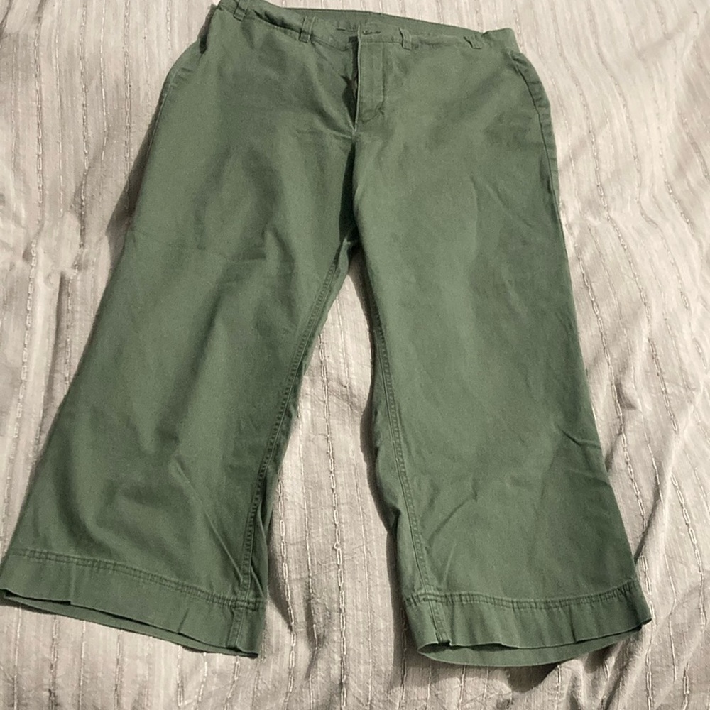 Old navy khaki green high rise 18tall